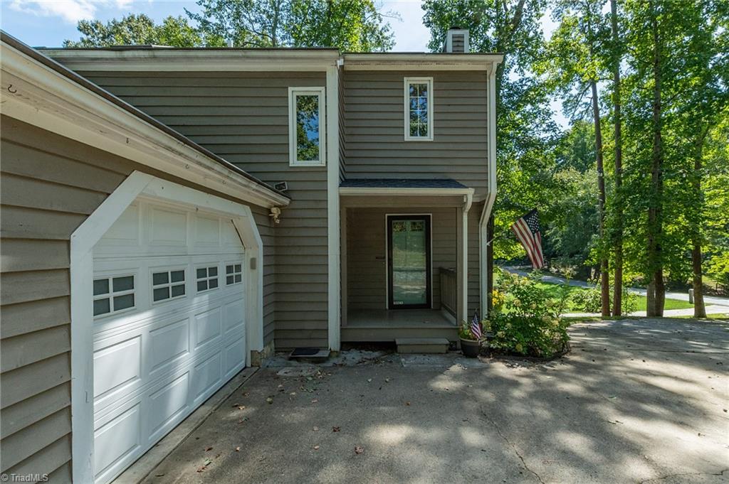 112 Brandon Lane Property Photo 3