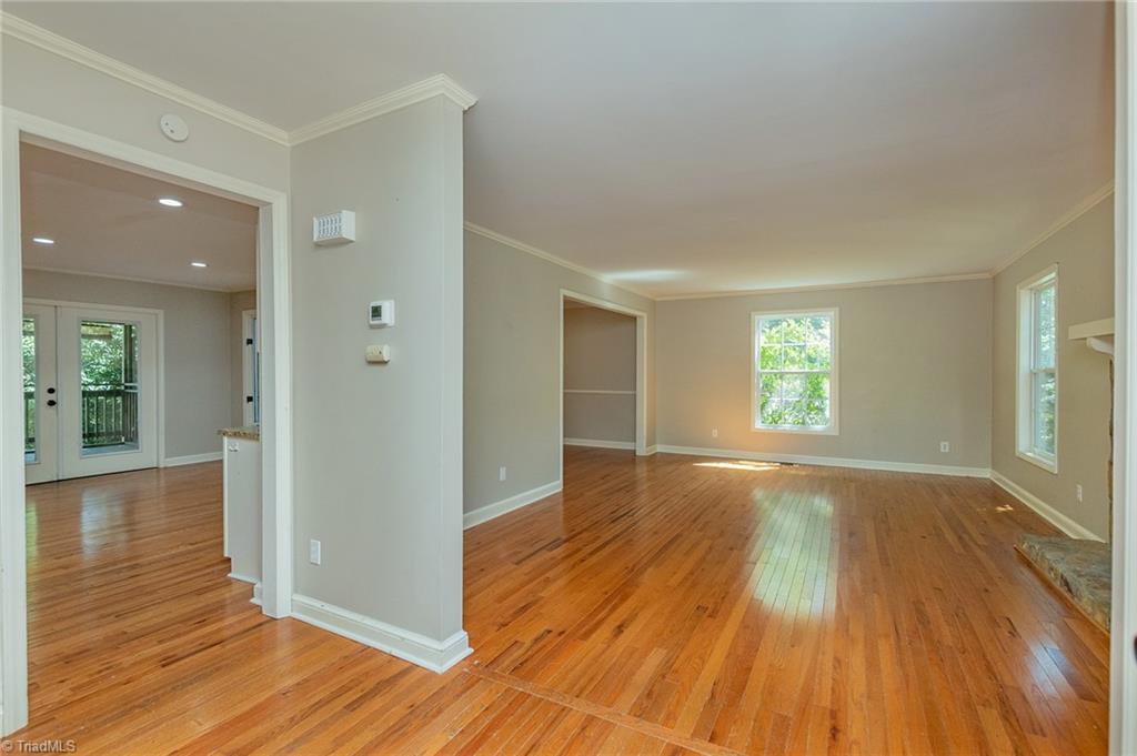 112 Brandon Lane Property Photo 8