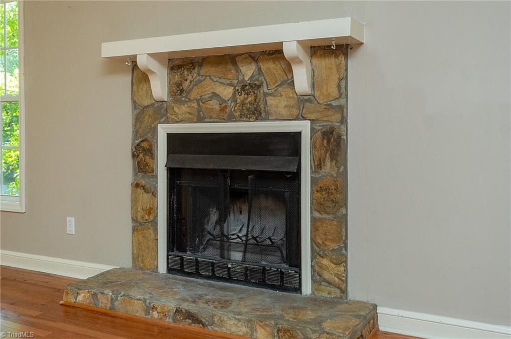 112 Brandon Lane Property Photo 10