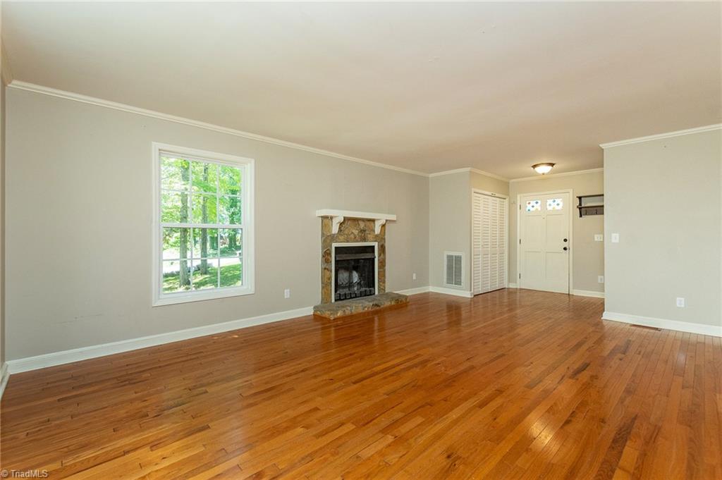 112 Brandon Lane Property Photo 11