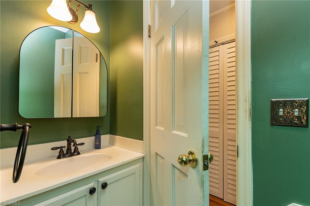 112 Brandon Lane Property Photo 25