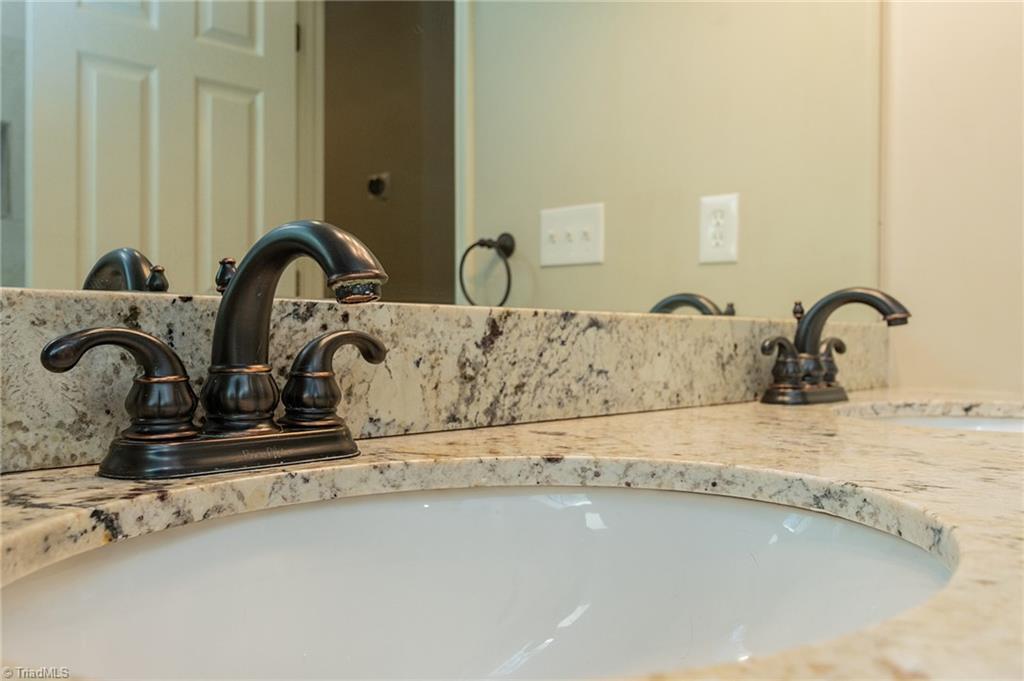 112 Brandon Lane Property Photo 33