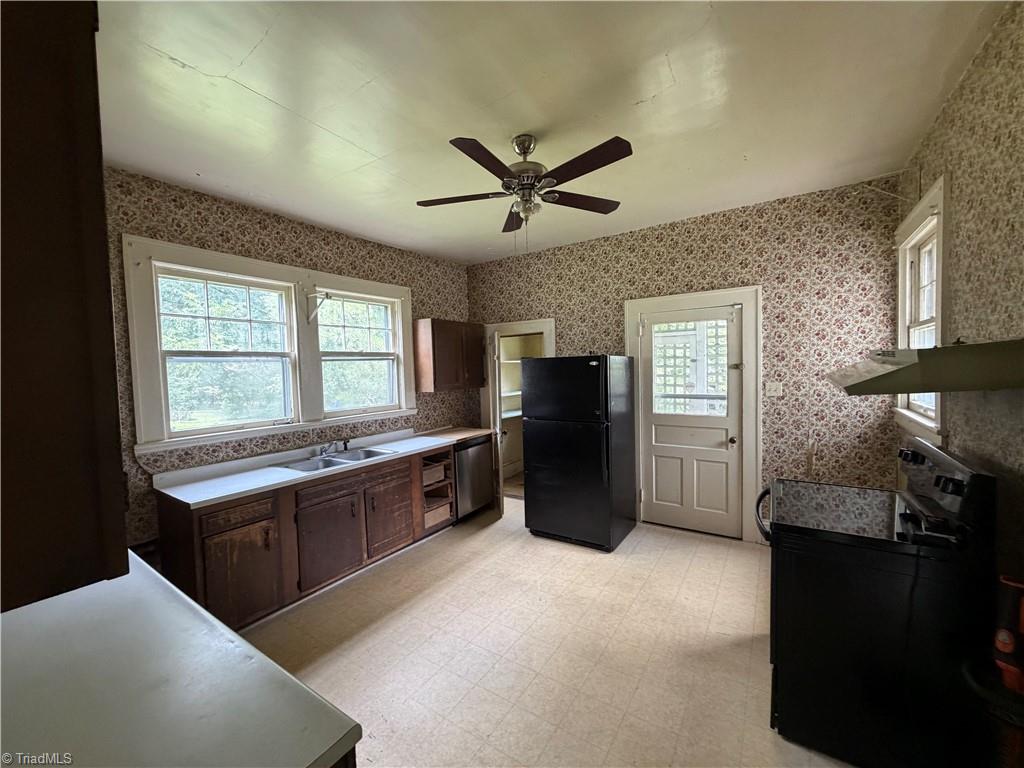 7 Park Boulevard Property Photo 12