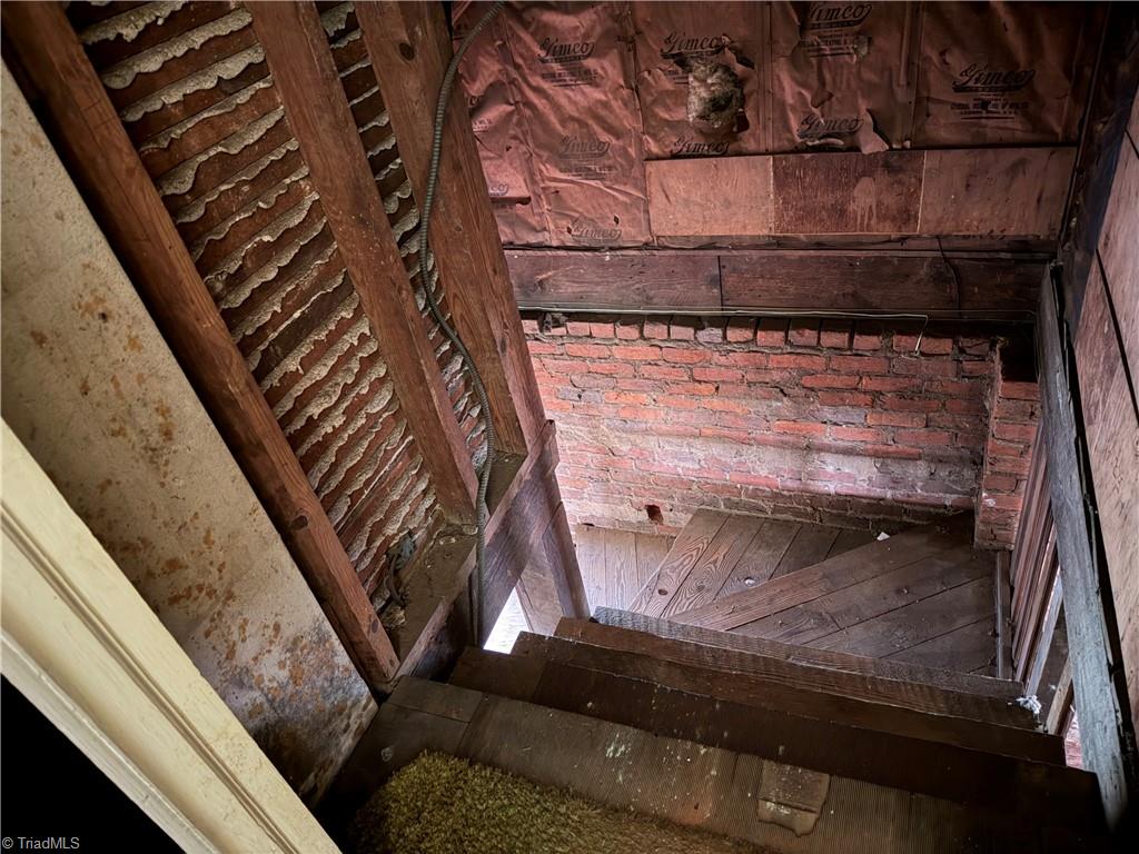 7 Park Boulevard Property Photo 22