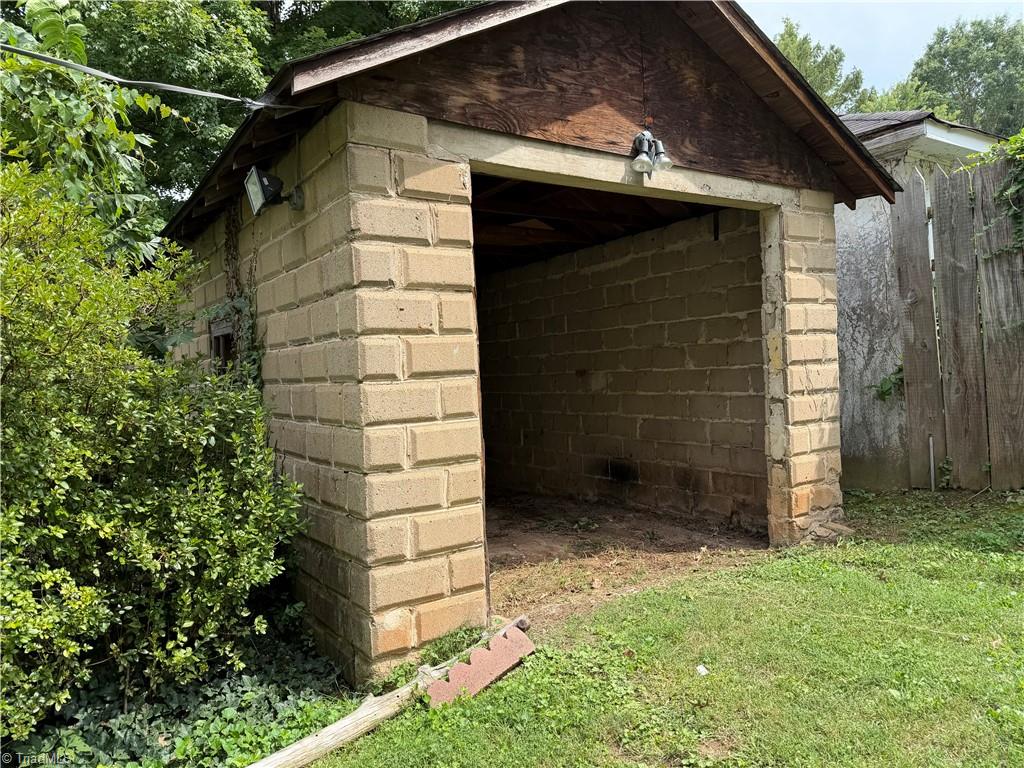 7 Park Boulevard Property Photo 25