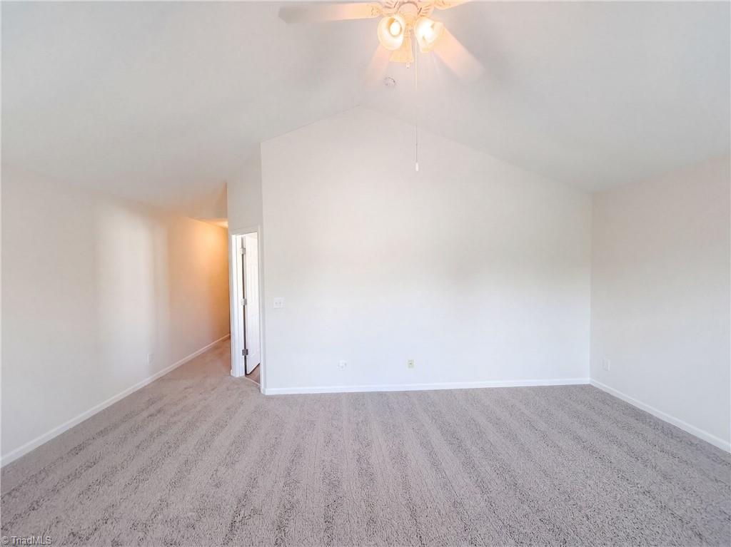 2722 Quail Oaks Drive Property Photo 4