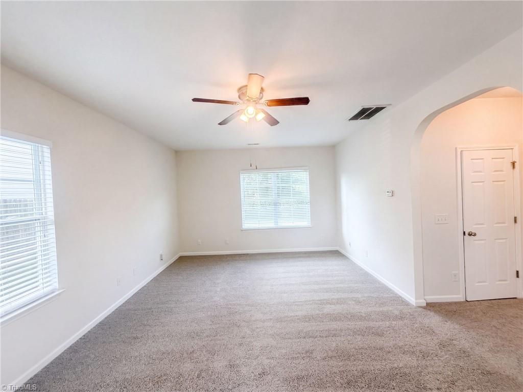 2722 Quail Oaks Drive Property Photo 6