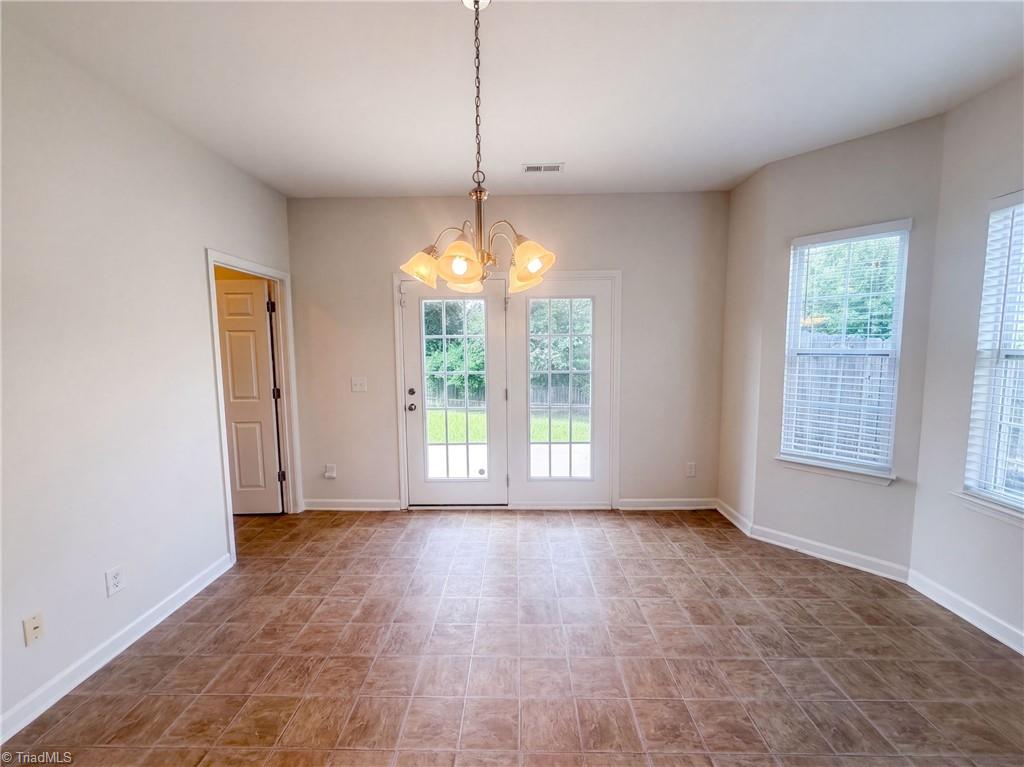 2722 Quail Oaks Drive Property Photo 10