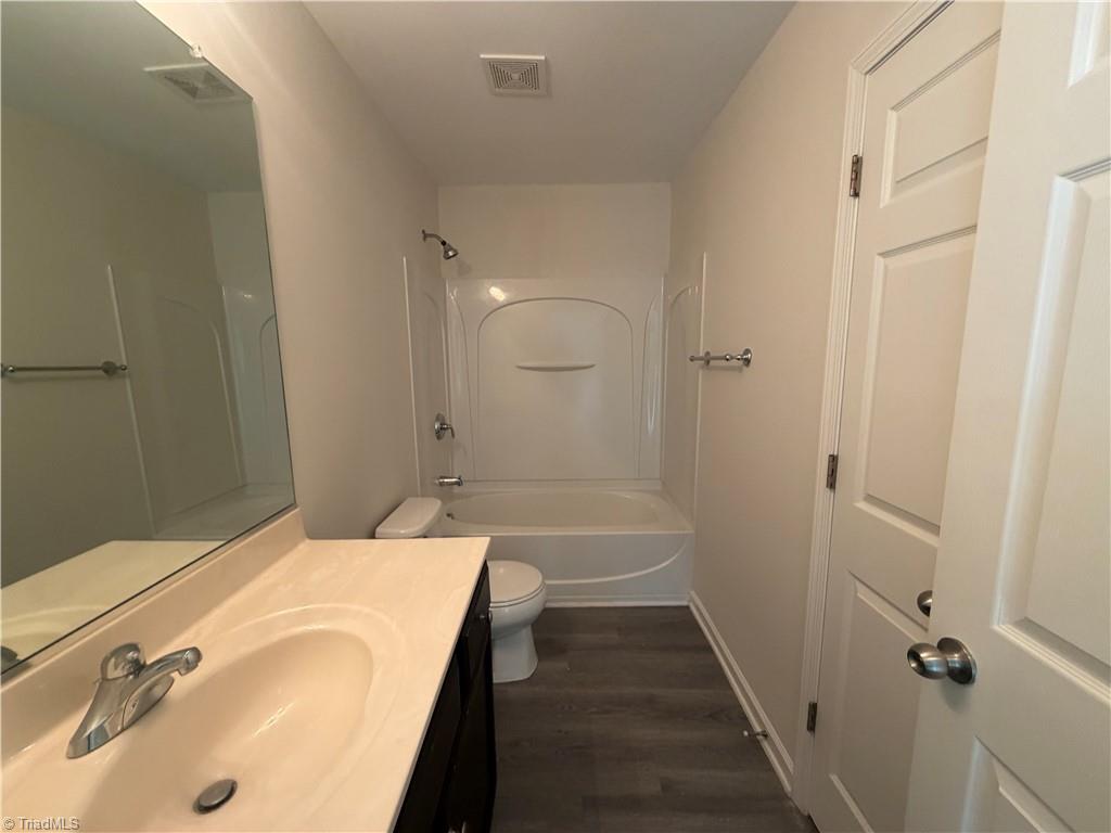 2722 Quail Oaks Drive Property Photo 21
