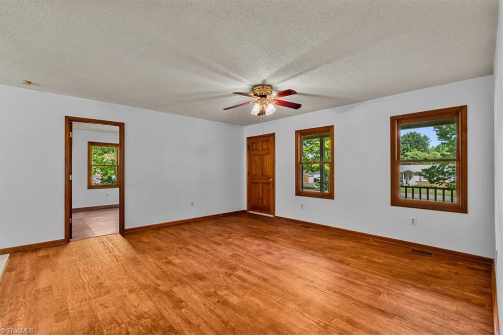 522 Raleigh Avenue Property Photo 6