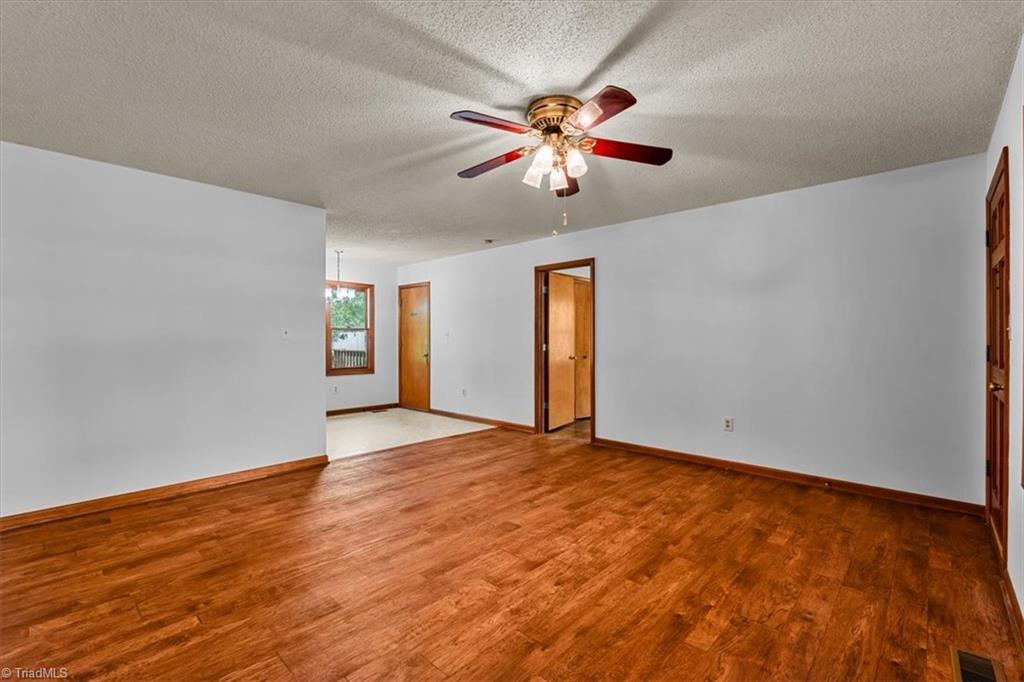 522 Raleigh Avenue Property Photo 7