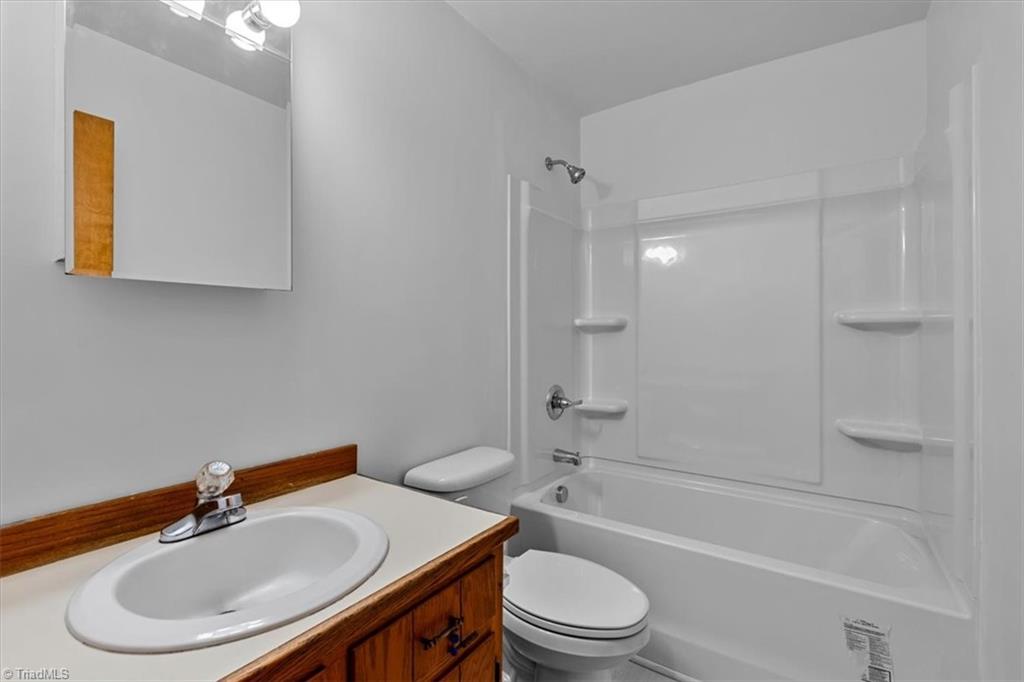 522 Raleigh Avenue Property Photo 22