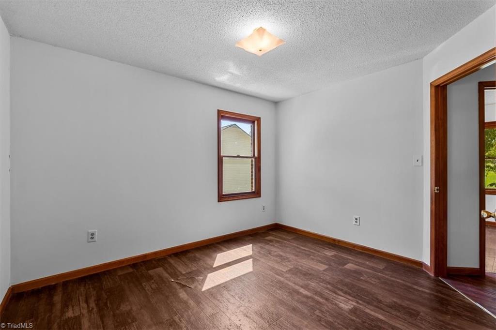 522 Raleigh Avenue Property Photo 25
