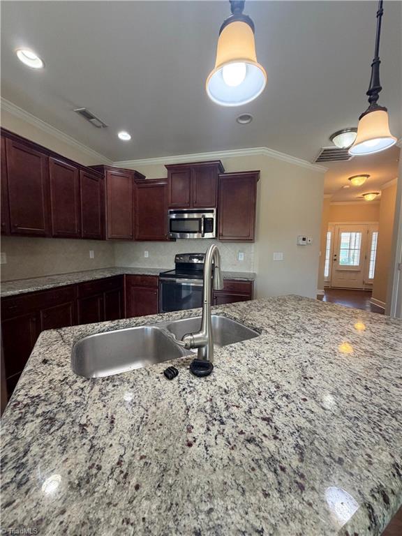 4022 Canterwood Drive Property Photo 13