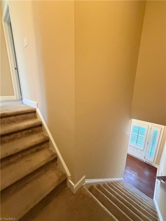 4022 Canterwood Drive Property Photo 17