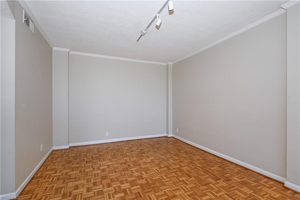 1101 N Elm Street # 903 Property Photo 14