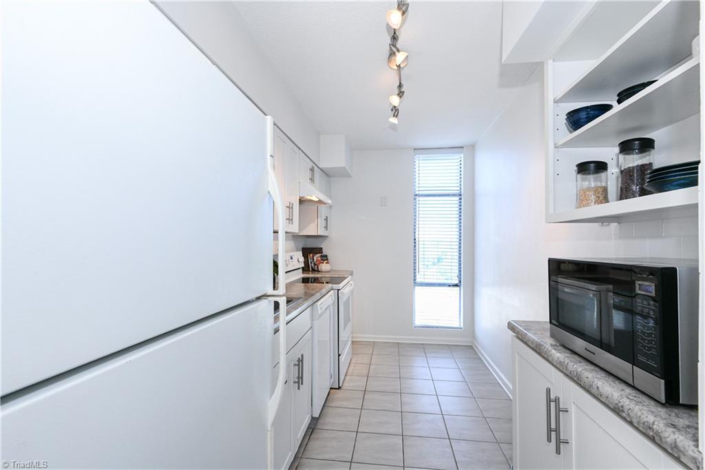 1101 N Elm Street # 903 Property Photo 19