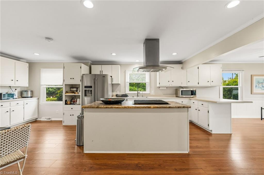 707 Impala Avenue Property Photo 7
