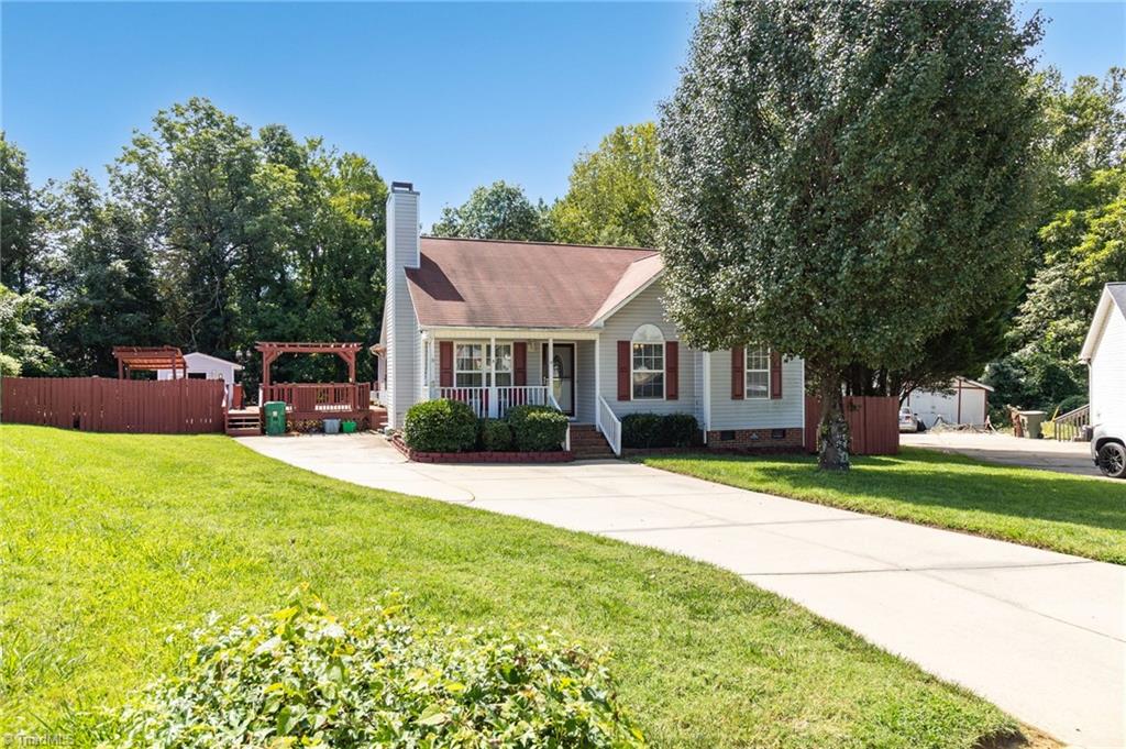 2922 Median Court Property Photo 2