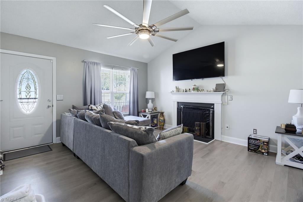 2922 Median Court Property Photo 6