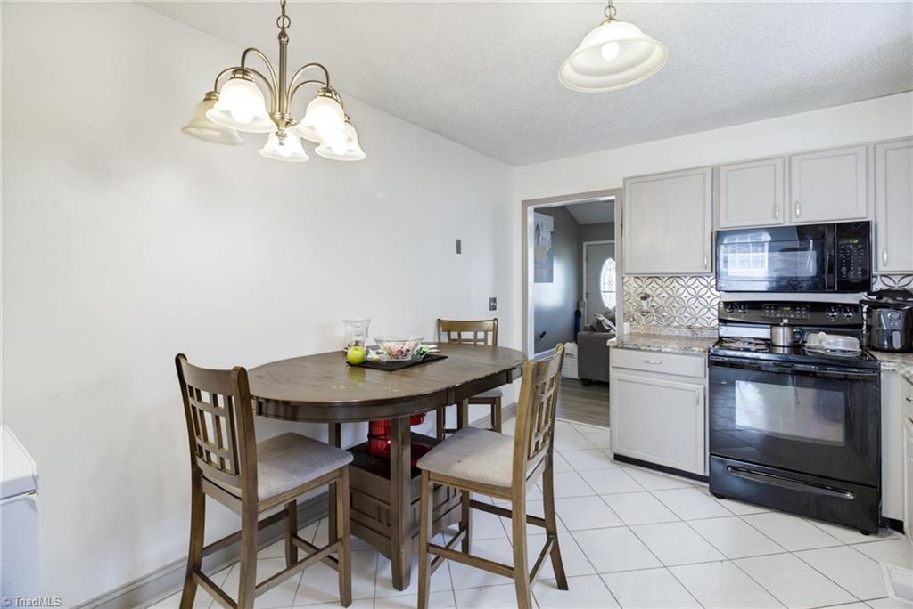 2922 Median Court Property Photo 11