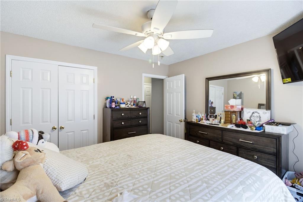 2922 Median Court Property Photo 21