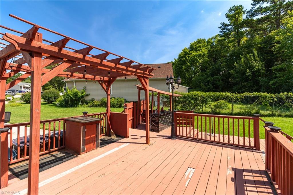 2922 Median Court Property Photo 28