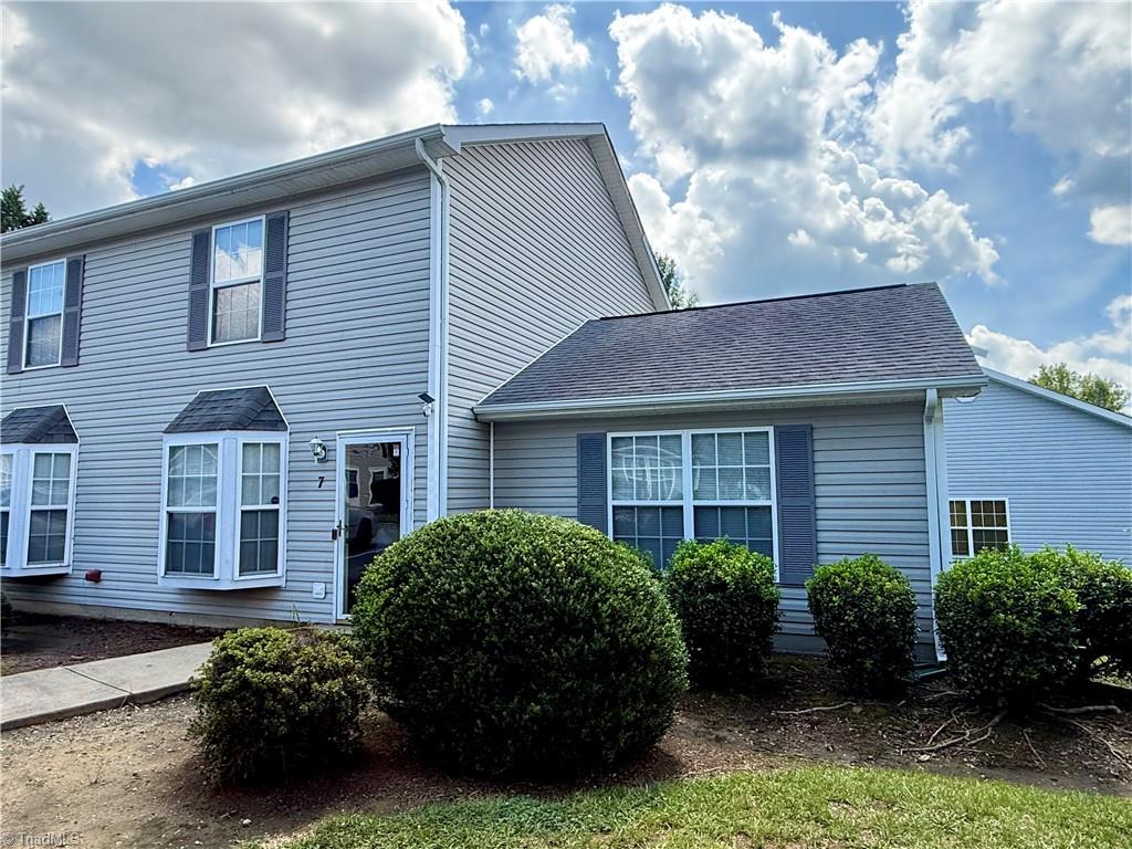 7 Portside Court Property Photo 1