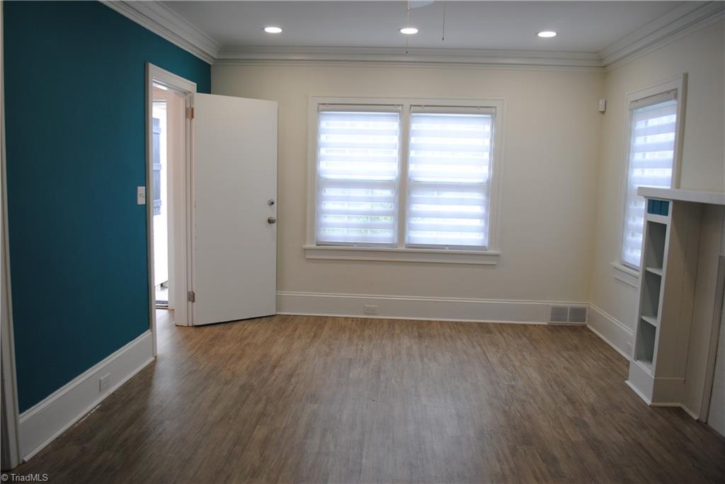 636 Statesville Boulevard Property Photo 11