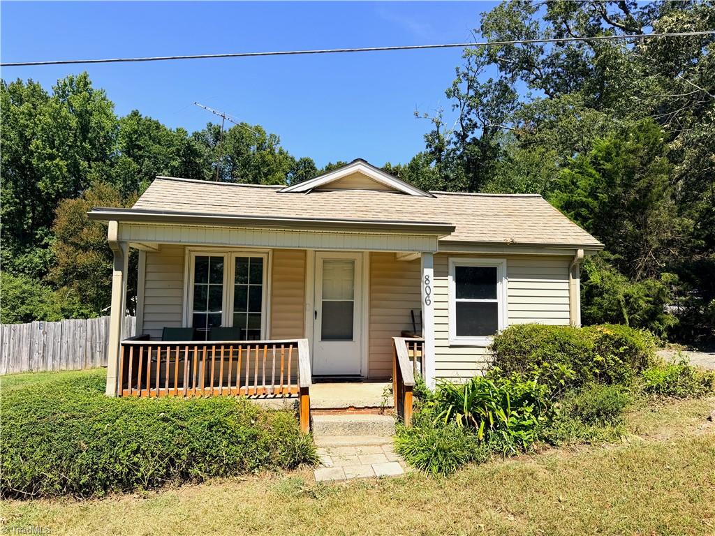 806 Halsbrook Road Property Photo 1