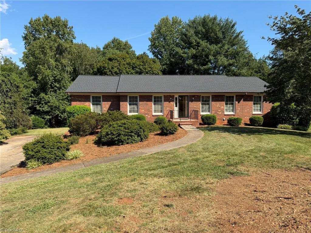 7525 Eppingwood Court Property Photo 1