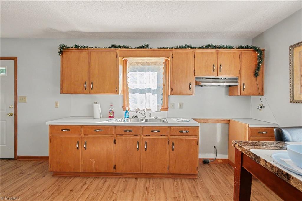 365 North Road Property Photo 18