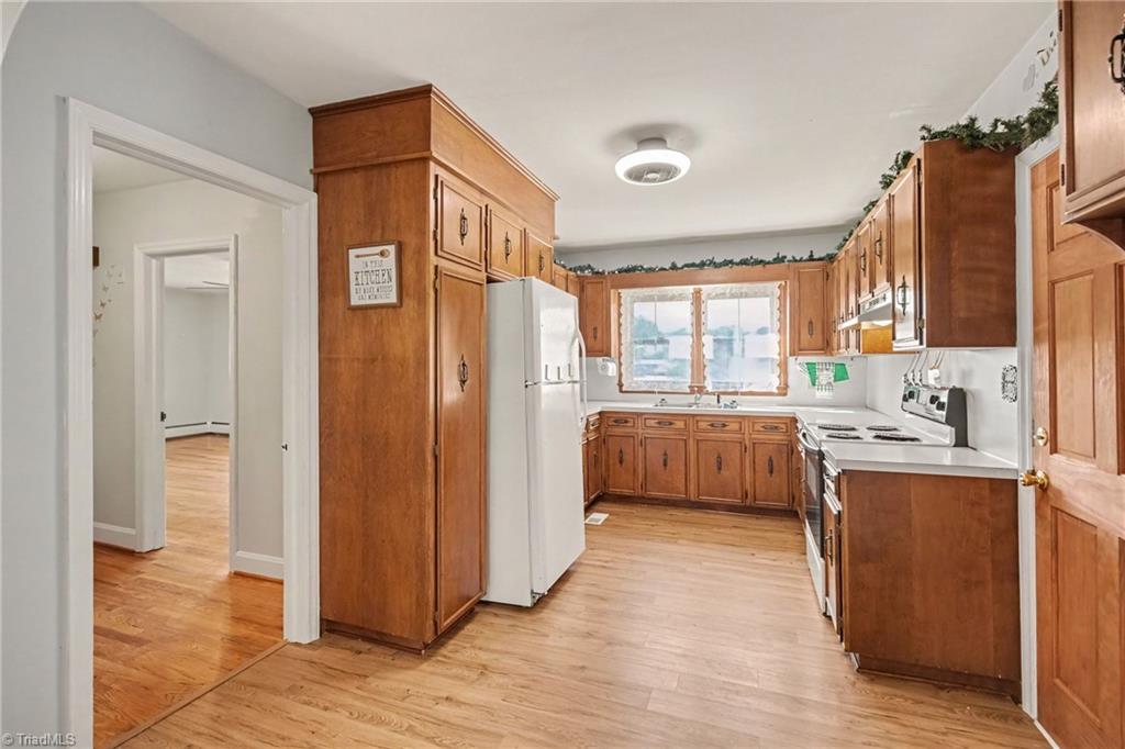 365 North Road Property Photo 19