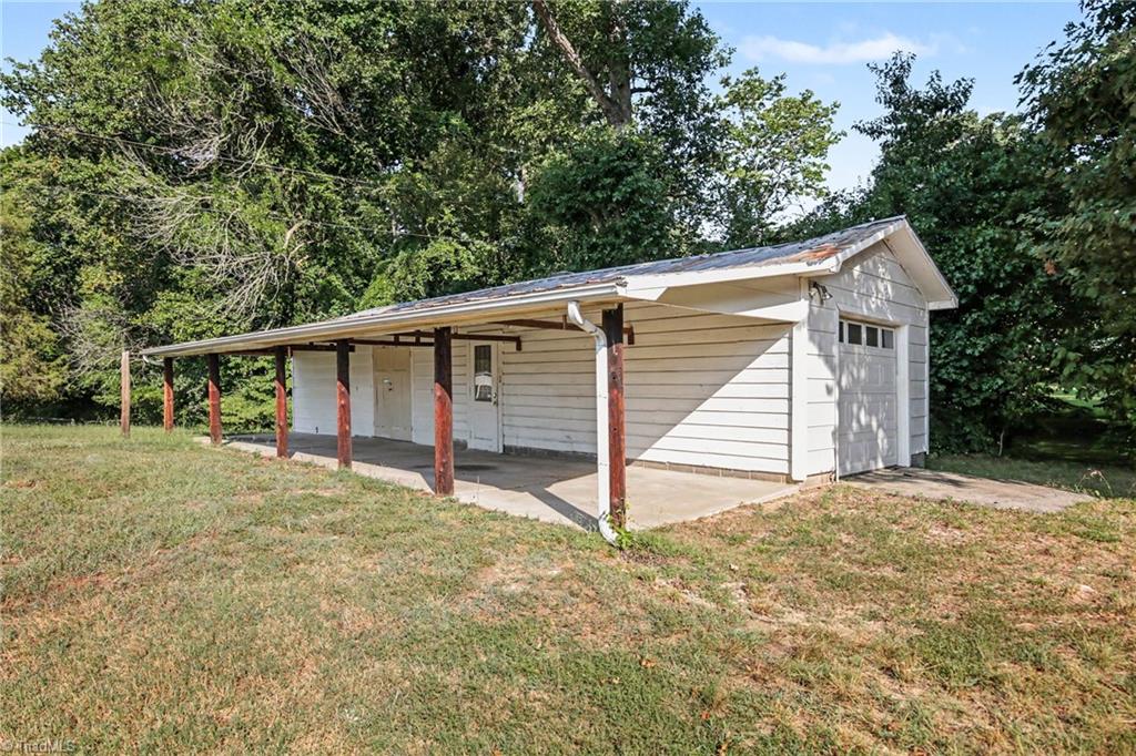 365 North Road Property Photo 34