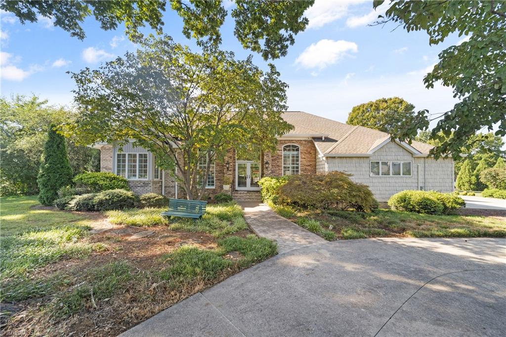 675 Riverbend Drive Property Photo 1