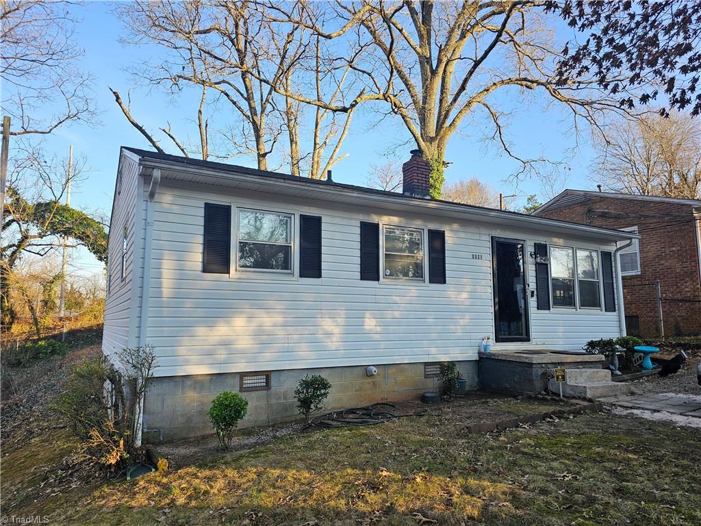 1111 Winslow Street Property Photo 2