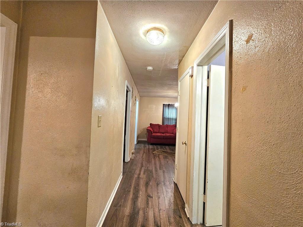 1111 Winslow Street Property Photo 7