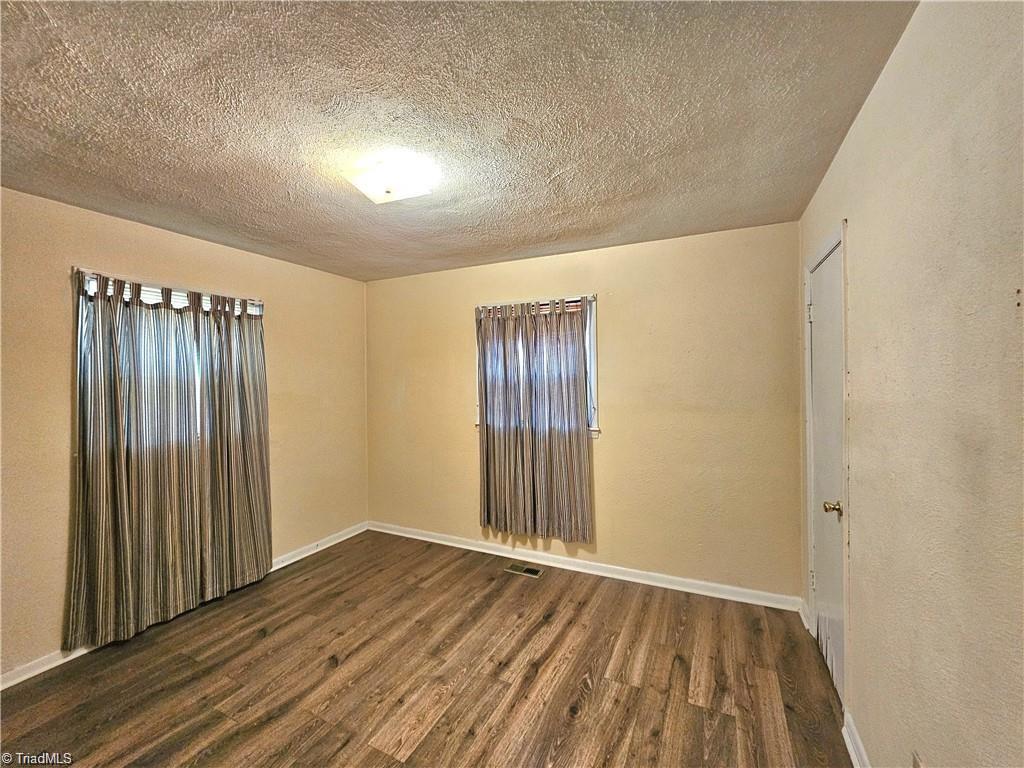 1111 Winslow Street Property Photo 13