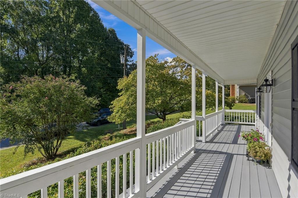 2370 Oakton Drive Property Photo 5