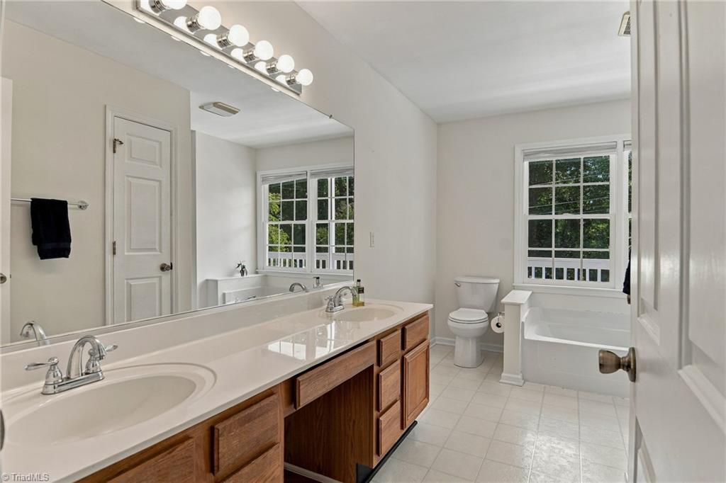 2370 Oakton Drive Property Photo 20
