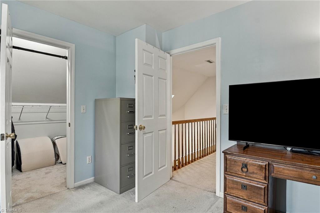 2370 Oakton Drive Property Photo 26