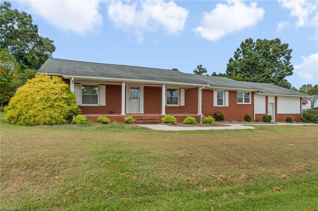 3827 Nc Highway 772 Property Photo 3