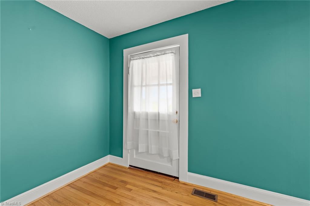 3827 Nc Highway 772 Property Photo 6