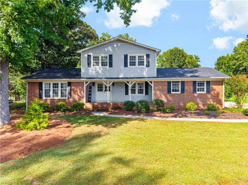 3936 Creekview Drive Property Photo 1