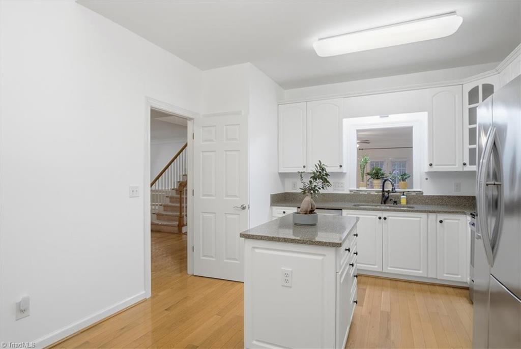 3896 Waterview Road Property Photo 5