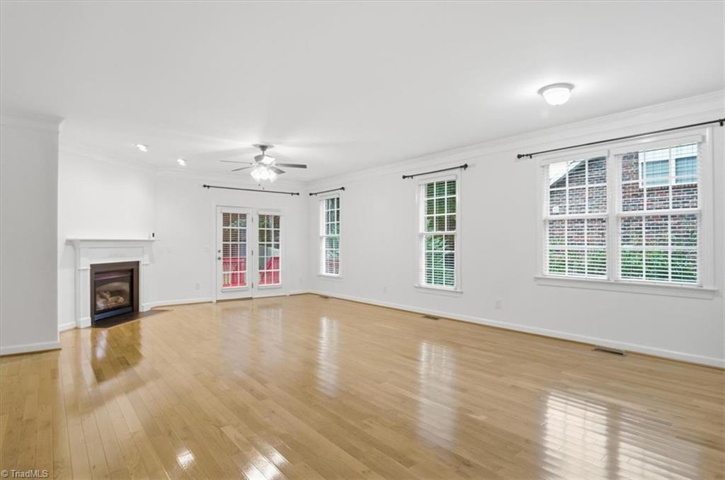 3896 Waterview Road Property Photo 8