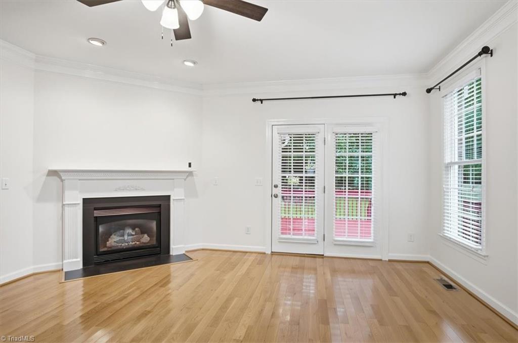 3896 Waterview Road Property Photo 10
