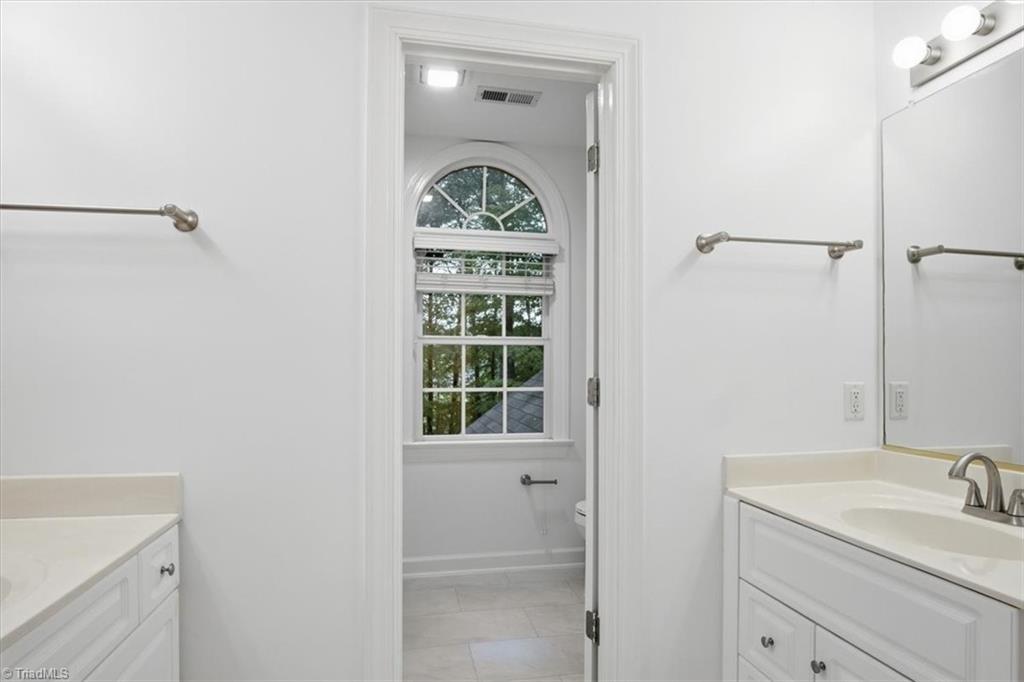 3896 Waterview Road Property Photo 36