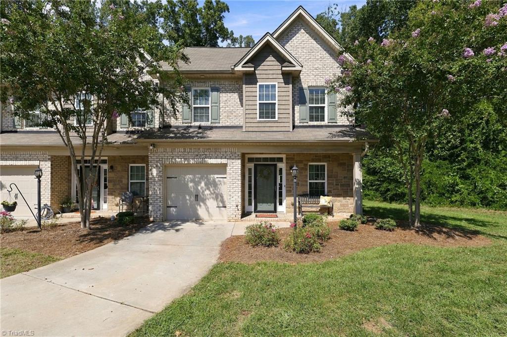 22 Pisgah Forest Circle Property Photo 1