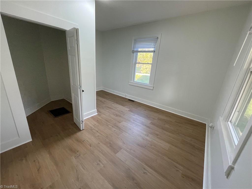 2183 Westfield Road Property Photo 13